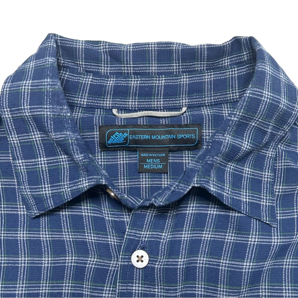 Eastern Mountain Sports EMS Men’s Medium Button Up Shirt Blue Plaid Roll Sleeves